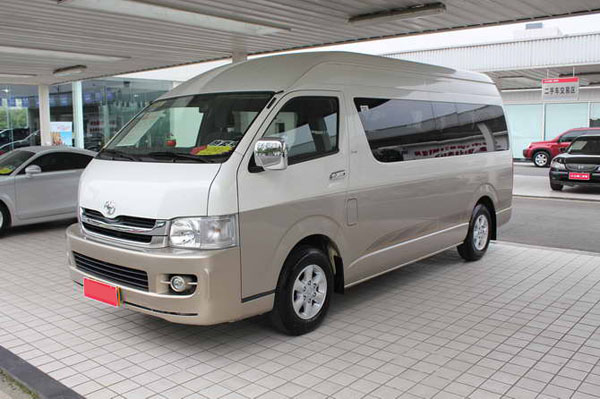 汽车保养必做清单：机油、机滤、空滤更换全攻略